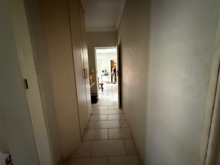 2 Bedroom Property for Sale in Waterval East North West